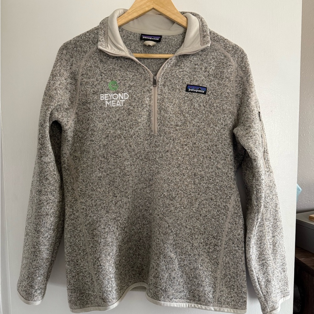 Patagonia Gray quarter zip